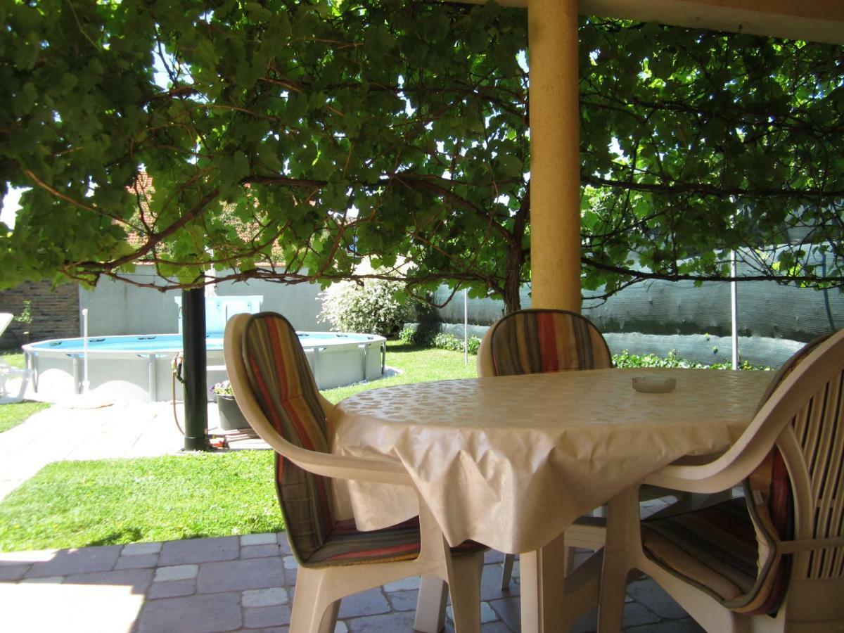 Apartman Tim Osijek Luaran gambar